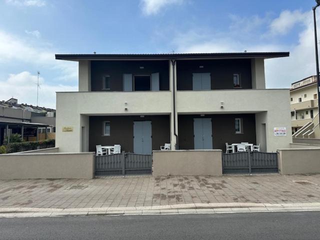 Apartment Frontemare *