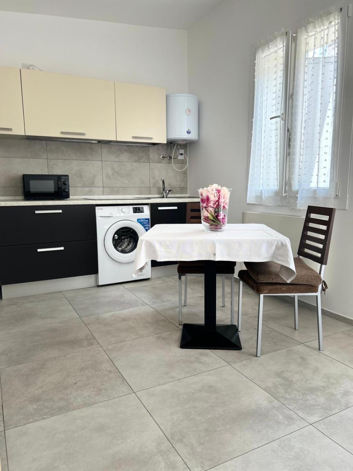 Frontemare Apartment *