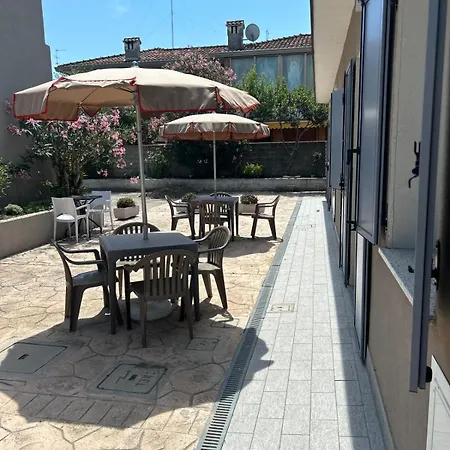 Ferienwohnung Frontemare Porto Garibaldi Exterior foto